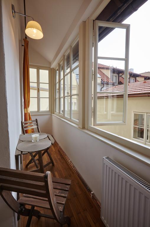 Queen Bee Apartments Prague Room photo